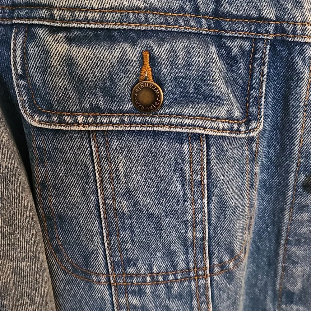 Men's Jean Jacket - Picture 5 of 16